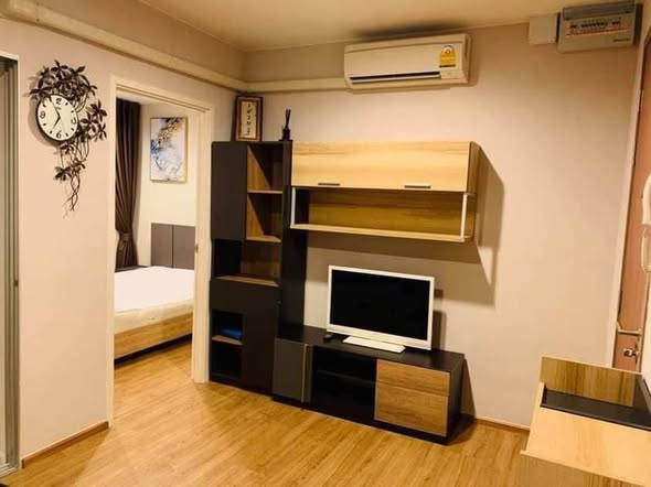 bedroom of Fuse Chan Sathorn