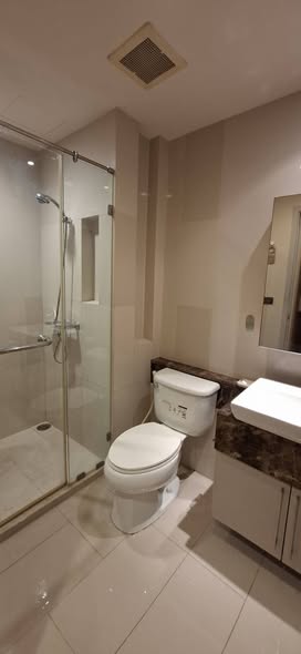 bathroom of Fuse Sathon-Taksin