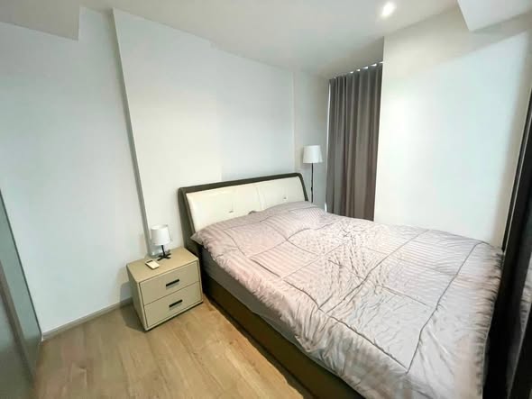 bedroom of Fynn Asoke