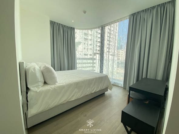 bedroom of Fynn Asoke