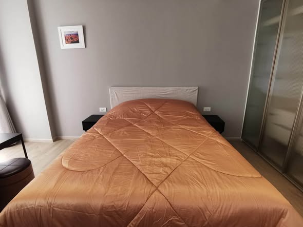 bedroom of Fynn Asoke
