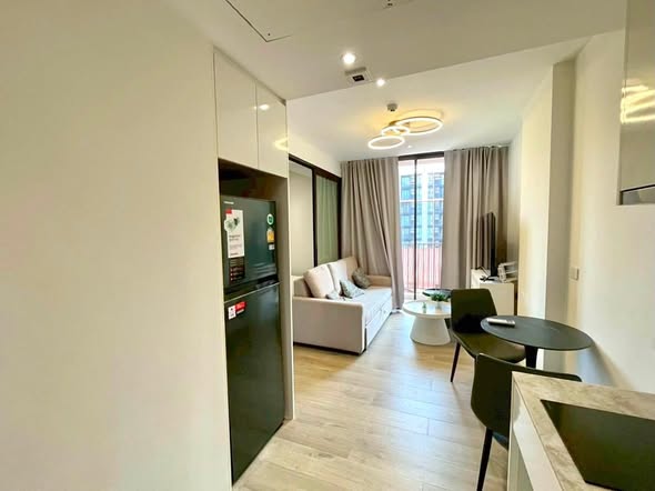 bedroom of Fynn Asoke