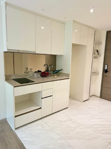 kitchen of Fynn Asoke