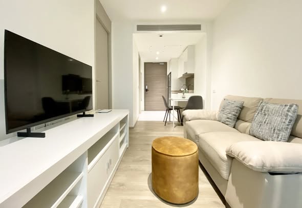 living room of Fynn Asoke