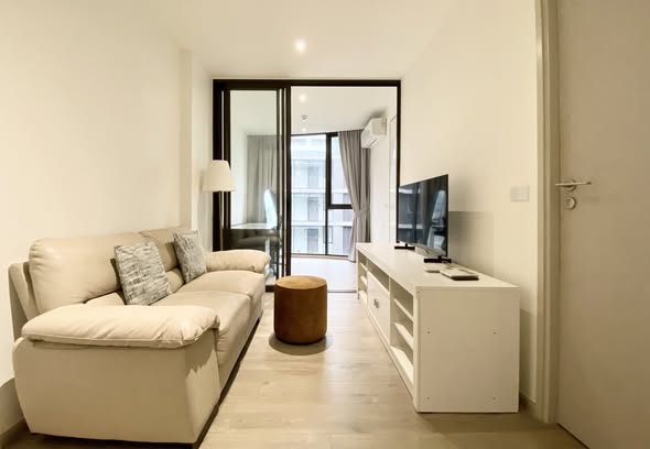 living room and bedroom and room interior of Fynn Asoke
