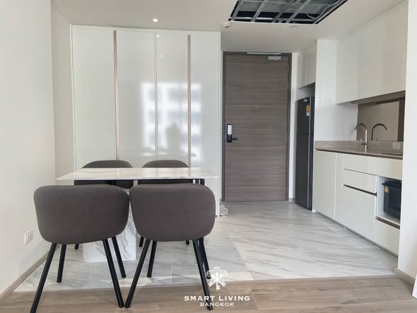 room interior of Fynn Asoke
