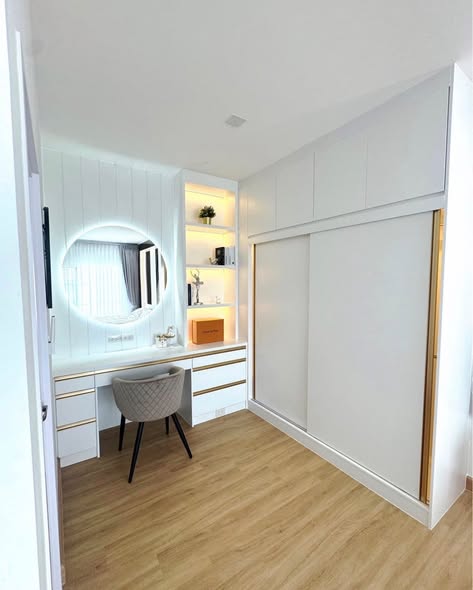 bedroom and bathroom of Golden Neo, Sukhumvit LaSalle