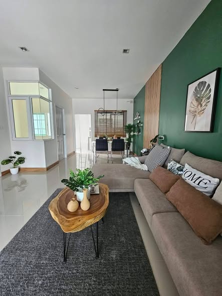 living room of Golden Town, Nonthaburi – BTS some betel.