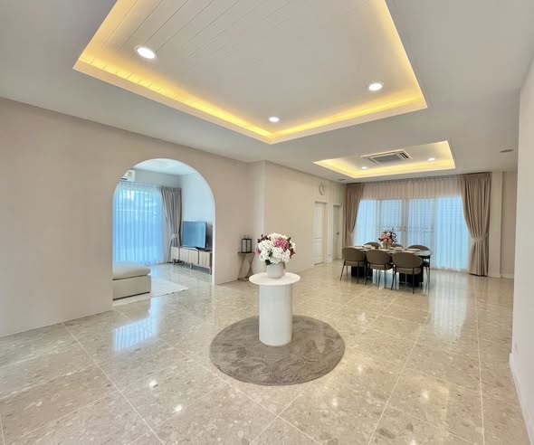 Grand Bangkok Boulevard Ramintra