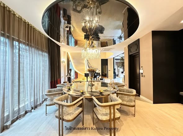 Grand Bangkok Boulevard Sukhumvit – Srinakarin