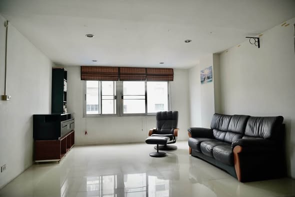 living room of Grand Park Town