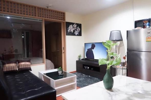 living room of Grand Park View Asok