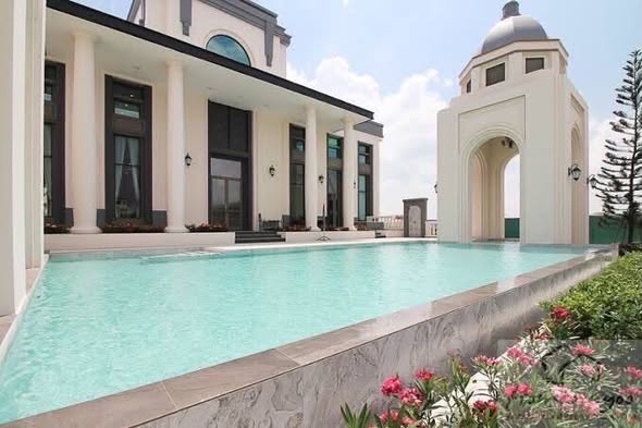 pool of Grandio Ladprao-Kaset Nawamin