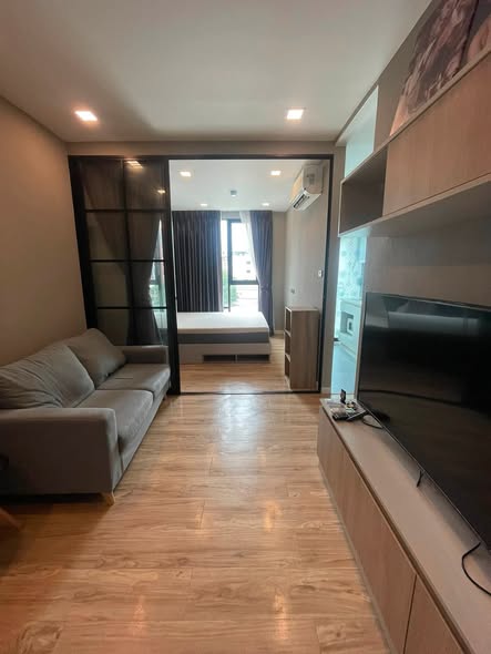 bedroom and room interior of Groove Ratchada-Ladprao (กรูฟ รัชดา-ลาดพร้าว)