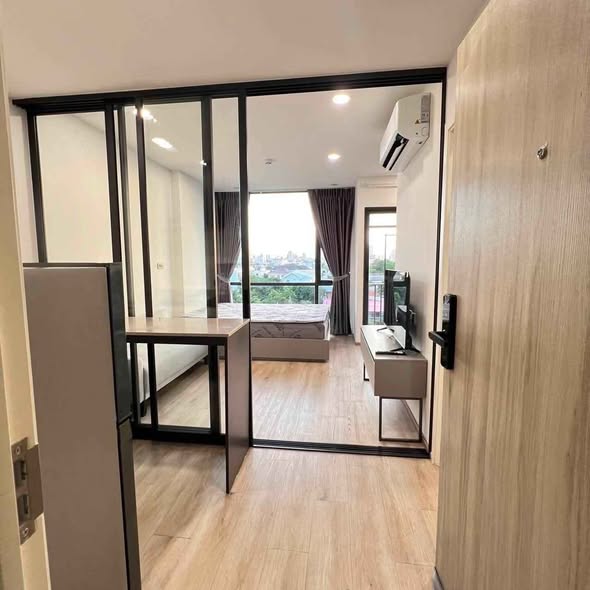 bedroom and room interior of Groove Scape Ladprao-Sutthisan (กรูฟ สเคป ลาดพร้าว – สุทธิสาร)