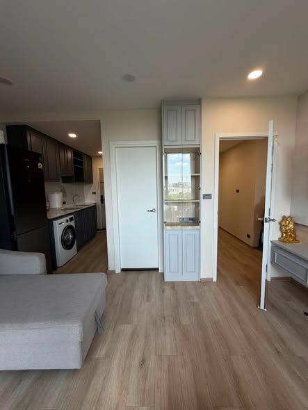 room interior of Groove Scape Ladprao-Sutthisan (กรูฟ สเคป ลาดพร้าว – สุทธิสาร)