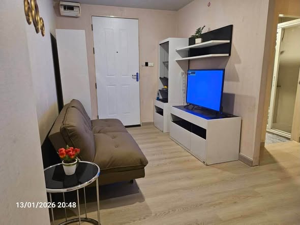 bedroom of Happy Condo Rachada 18