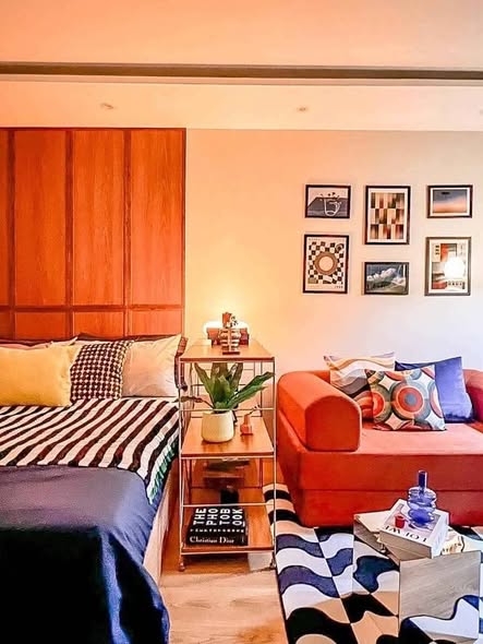 bedroom and living room of Happy Condo Rachada 18