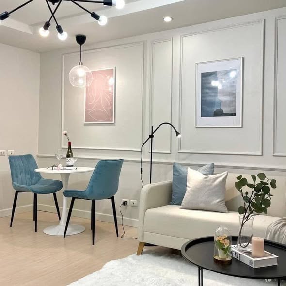 living room and room interior of Happy Condo Rachada 18