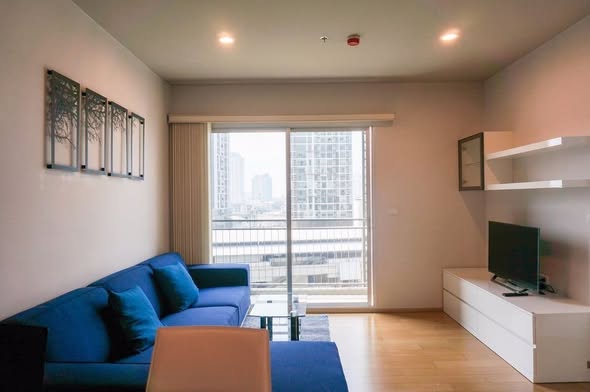 living room and room interior of Hive Sathorn
