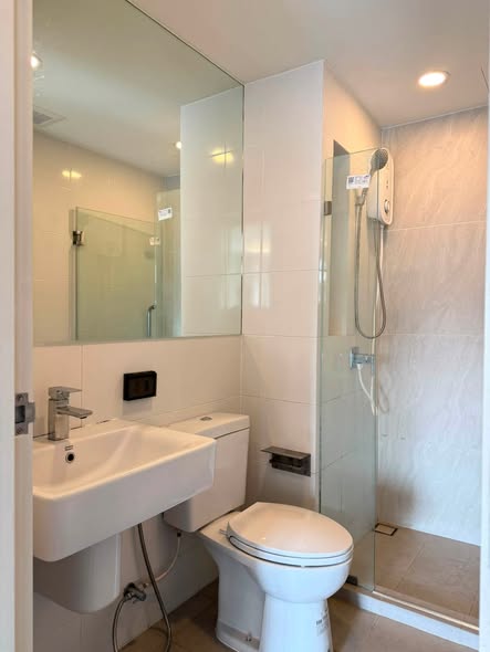 room interior and bathroom of Home Lumpini Twoncondo Ramindra-Nawvamin -D