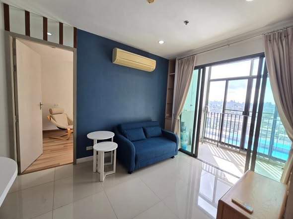 bedroom of Ideo BluCove Sukhumvit