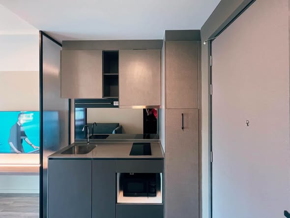 room interior of IDEO Chula-Sam Yan