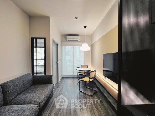 room interior of IDEO Chula-Sam Yan