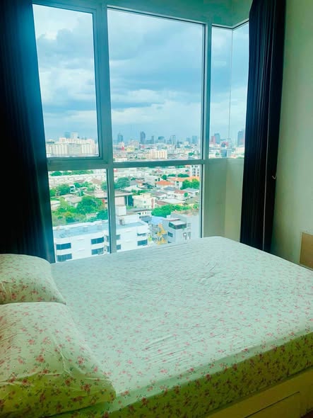 bedroom of Ideo-Mix Phaholyothin