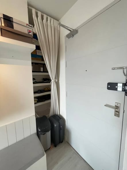 bedroom and room interior of Ideo Mix Sukhumvit 103
