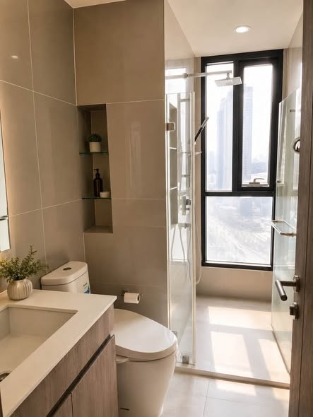 room interior and bathroom of Ideo Mobi Asoke