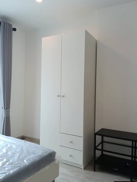 bedroom and room interior of Ideo Mobi Charan Interchange Condominium