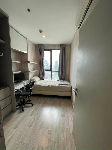 bedroom of Ideo Mobi Rama 9