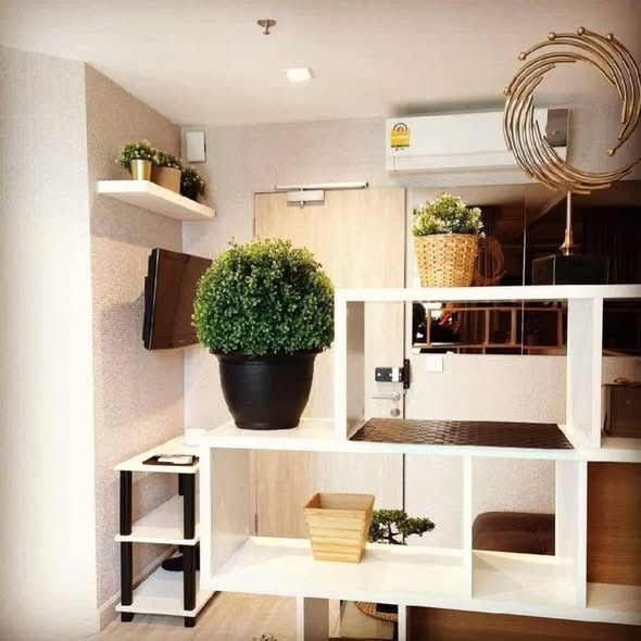 living room and room interior and bathroom of Ideo Mobi Rama 9