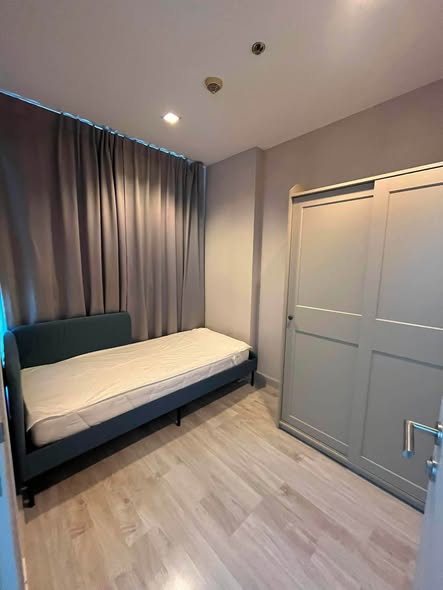 bedroom of Ideo Mobi Sathorn
