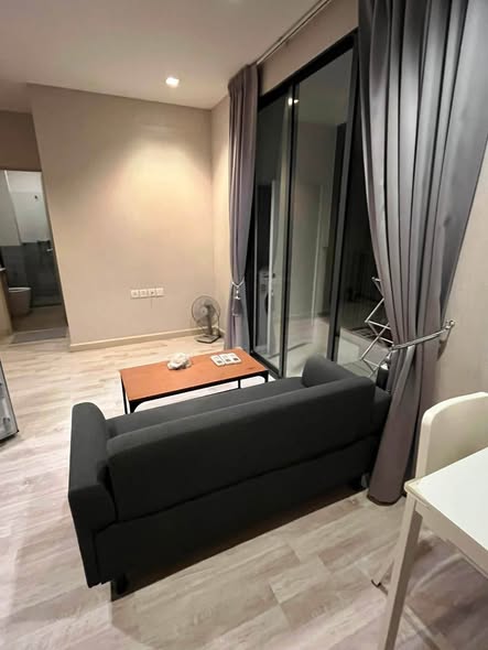 living room and bedroom of Ideo Mobi Sathorn