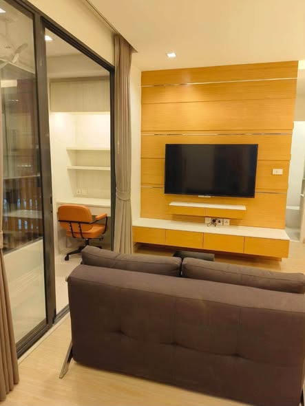 living room and room interior of Ideo Mobi Sathorn