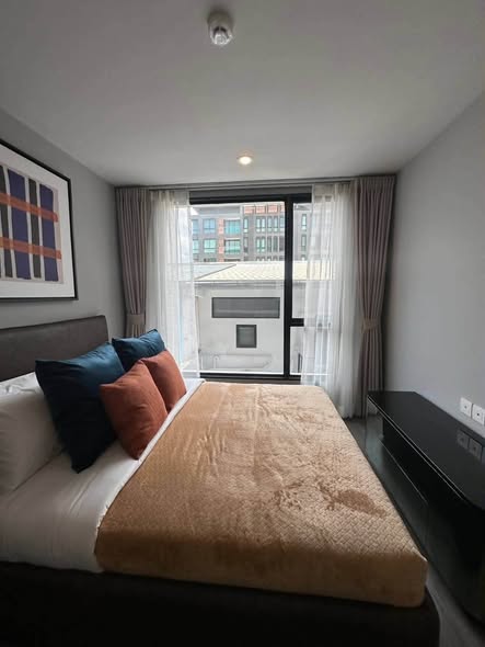 bedroom of Ideo Mobi Sukhumvit 40