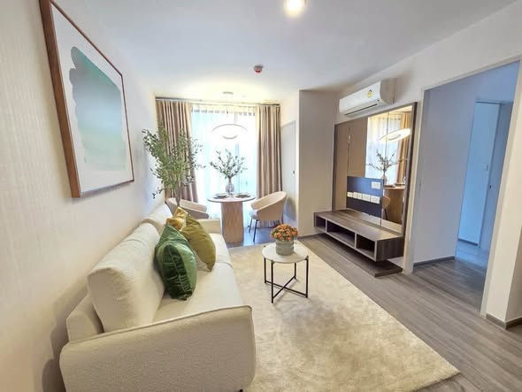 living room of Ideo Mobi Sukhumvit 40