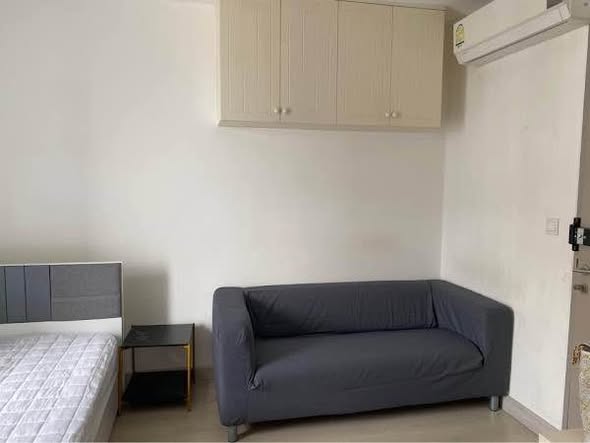 bedroom of Ideo Mobi Sukhumvit 81