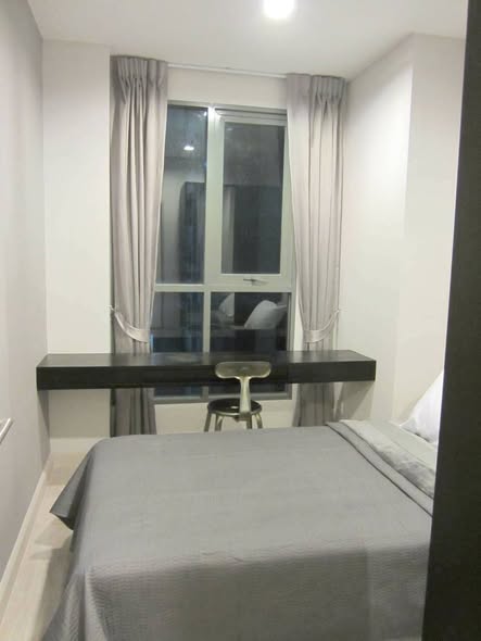 bedroom of Ideo Mobi Sukhumvit 81