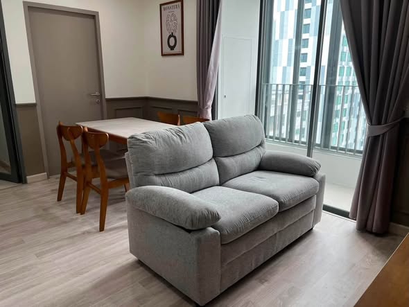 bedroom and living room of Ideo Mobi Sukhumvit 81