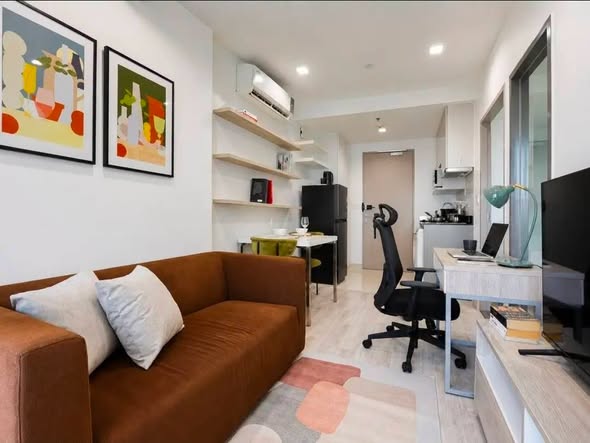 living room of Ideo Mobi Sukhumvit 81