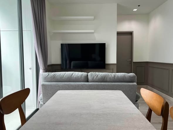 living room of Ideo Mobi Sukhumvit 81