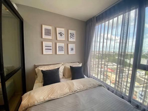 bedroom of Ideo Mobi Sukhumvit Eastpoint