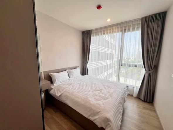 bedroom of Ideo Mobi Sukhumvit Eastpoint