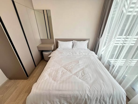 bedroom of Ideo Mobi Sukhumvit Eastpoint