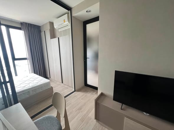 bedroom of Ideo Mobi Sukhumvit Eastpoint