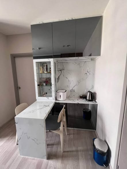 kitchen of Ideo Mobi Sukhumvit Eastpoint