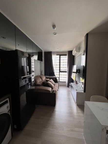 living room of Ideo Mobi Sukhumvit Eastpoint